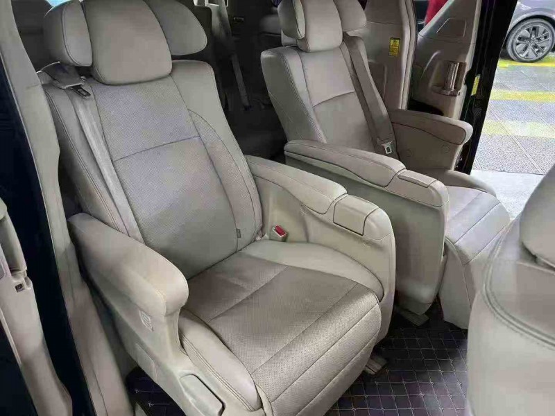 嘉兴14年丰田埃尔法5