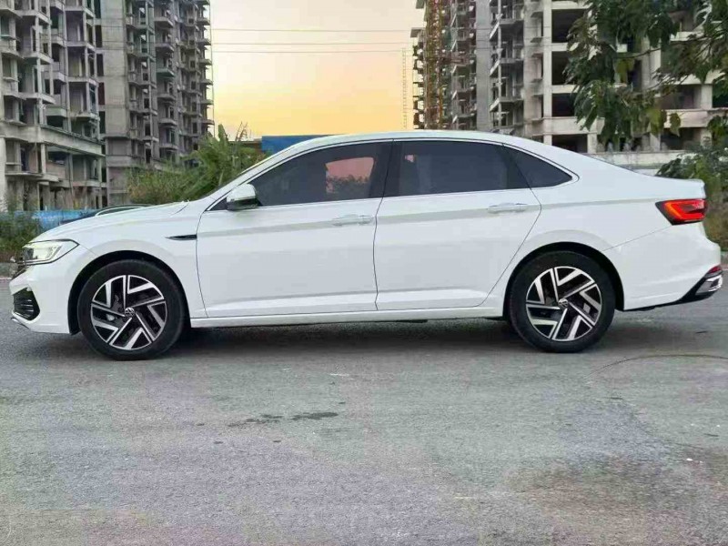 钦州24年大众速腾6