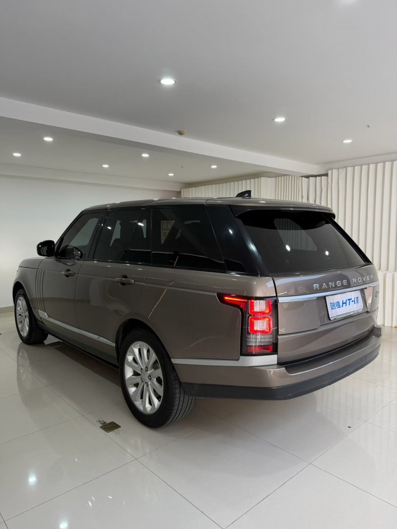 长沙18年路虎揽胜行政7