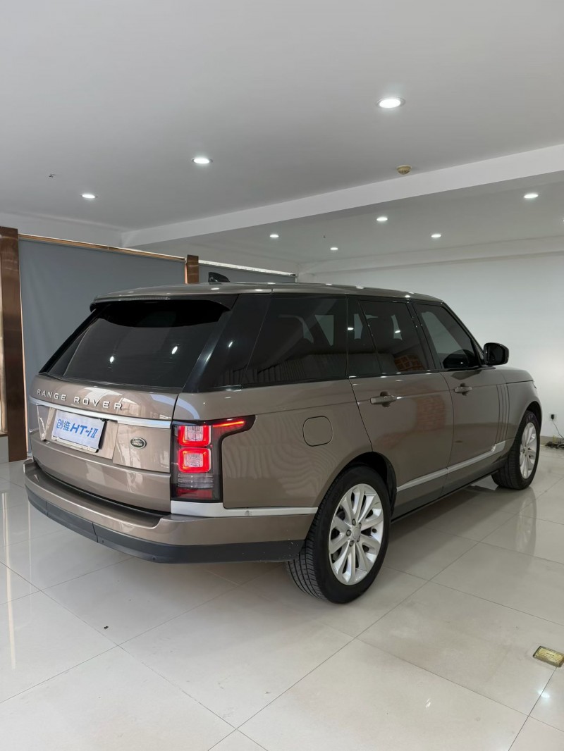 长沙18年路虎揽胜行政9