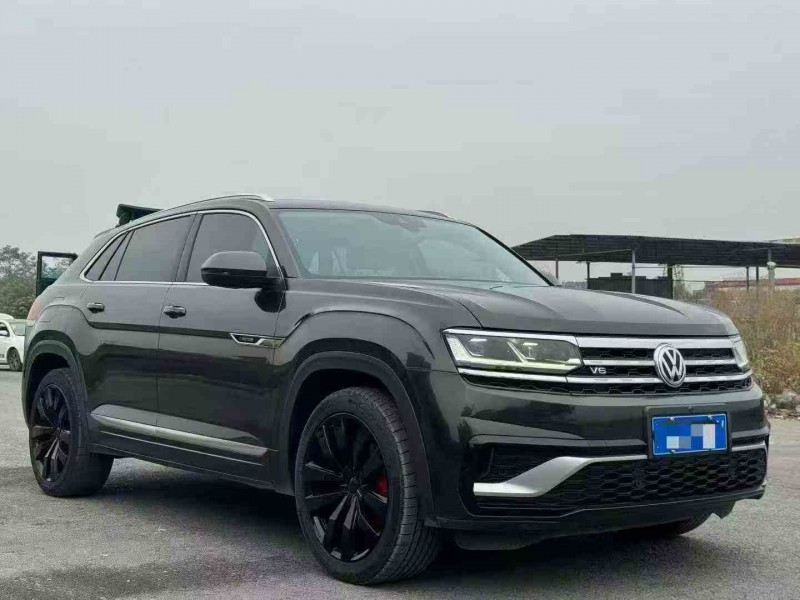 贵港19年大众途昂3