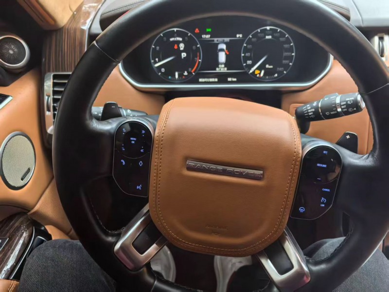 上饶16年路虎揽胜行政4