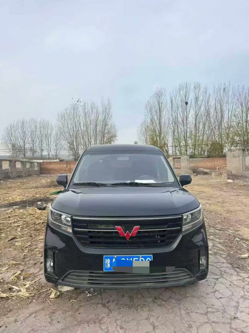 鹤壁22年五菱汽车征程1