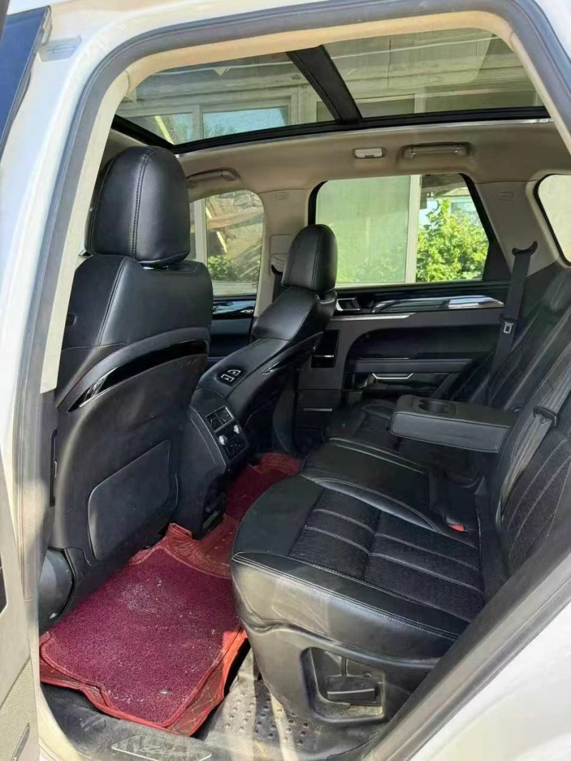 鹤壁18年众泰T8009