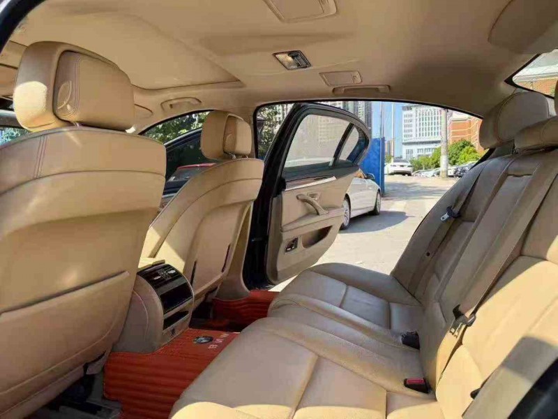 北海12年宝马5系5