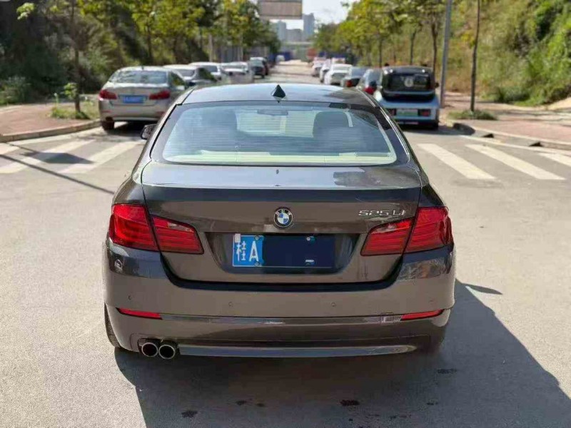 北海12年宝马5系9