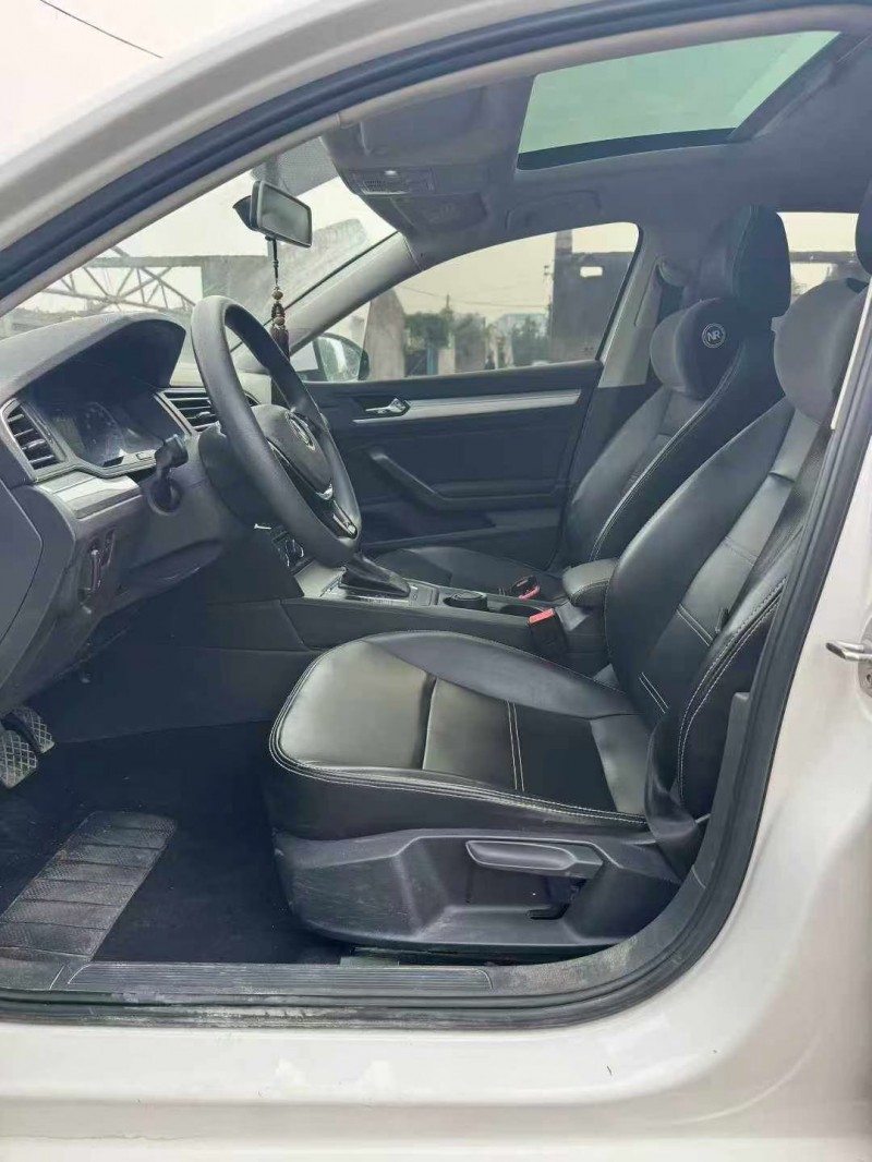 鹤壁20年大众凌渡8