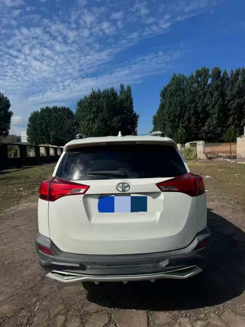 鹤壁15年丰田RAV4荣放7