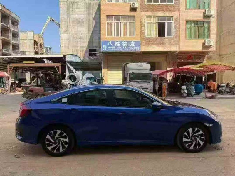 贵港17年本田思域2