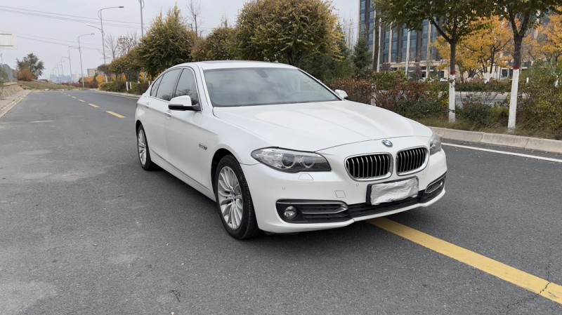 甘南17年宝马5系3