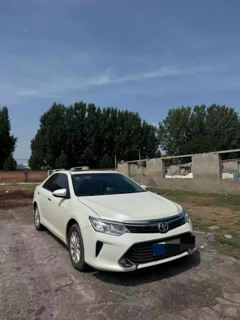 鹤壁17年丰田凯美瑞5