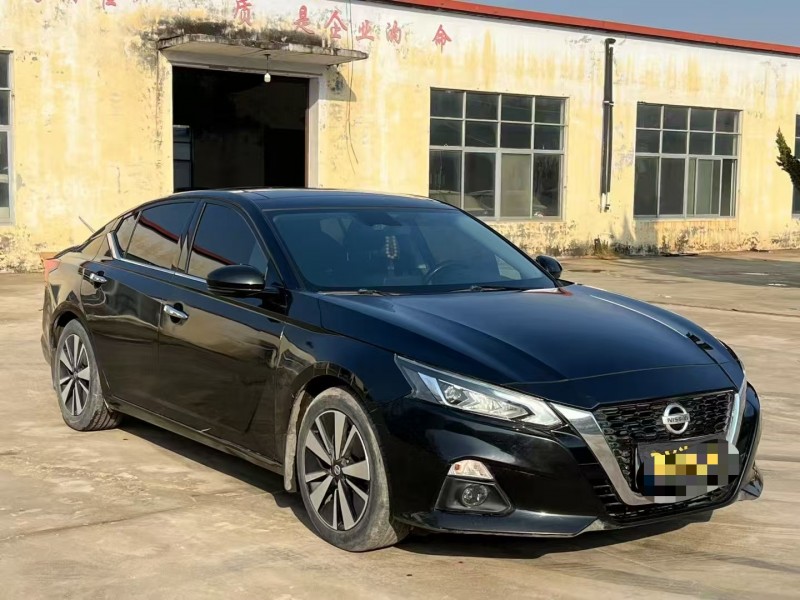 菏泽21年日产天籁2