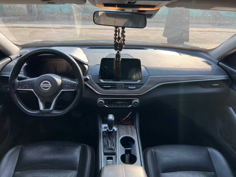 菏泽21年日产天籁4