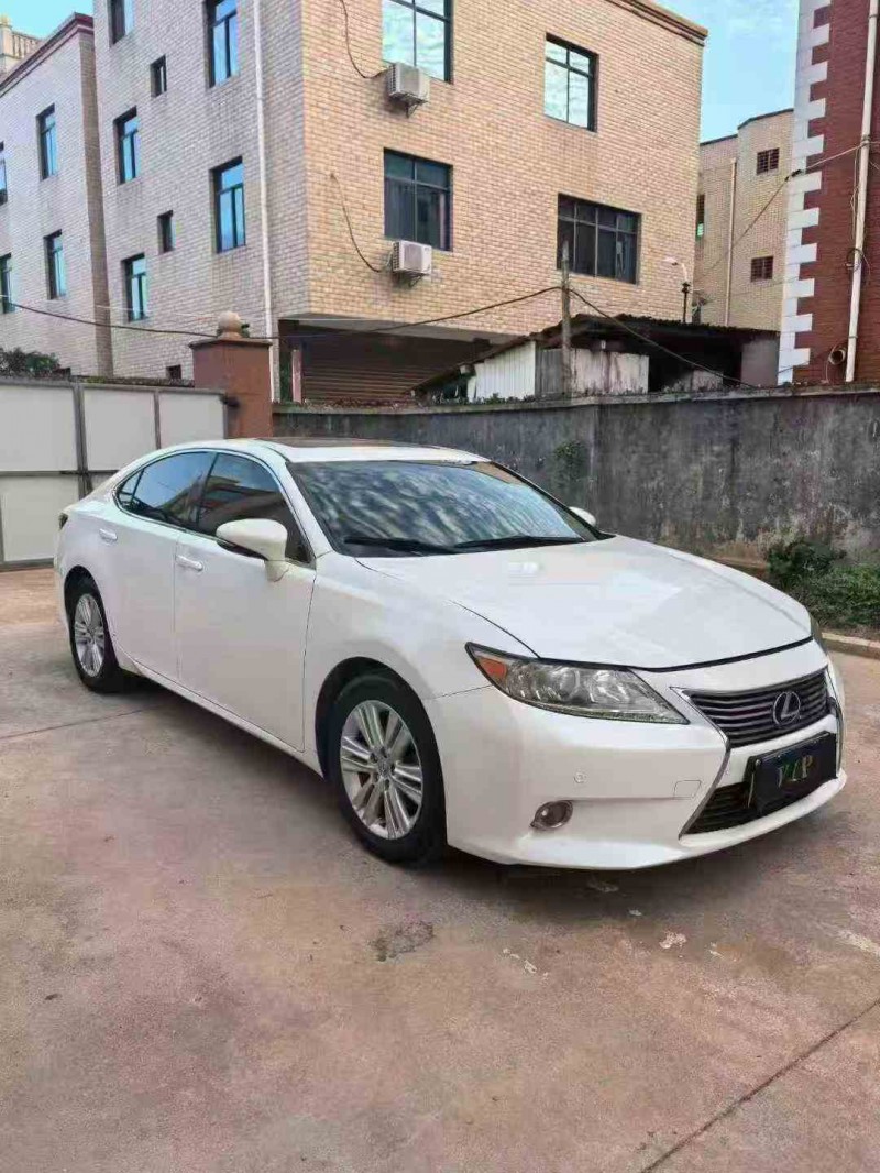 漳州13年雷克萨斯ES2