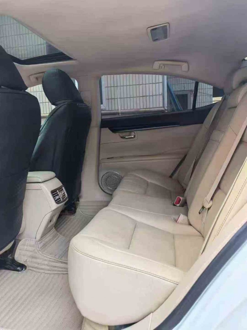 漳州13年雷克萨斯ES4