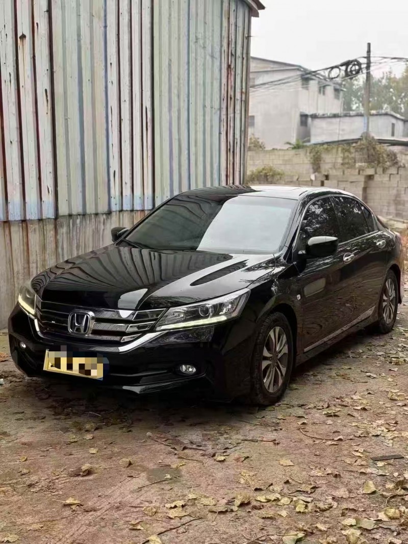 菏泽14年本田雅阁3