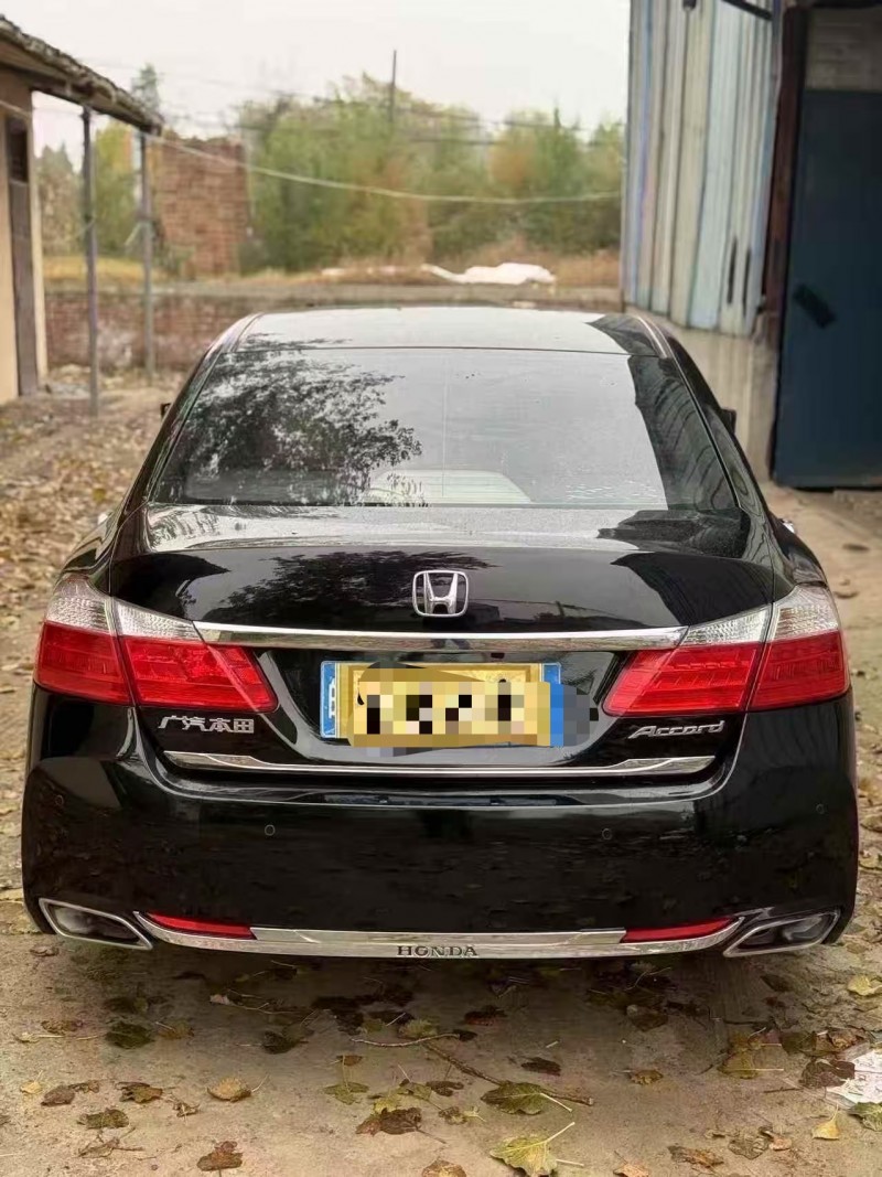 菏泽14年本田雅阁9