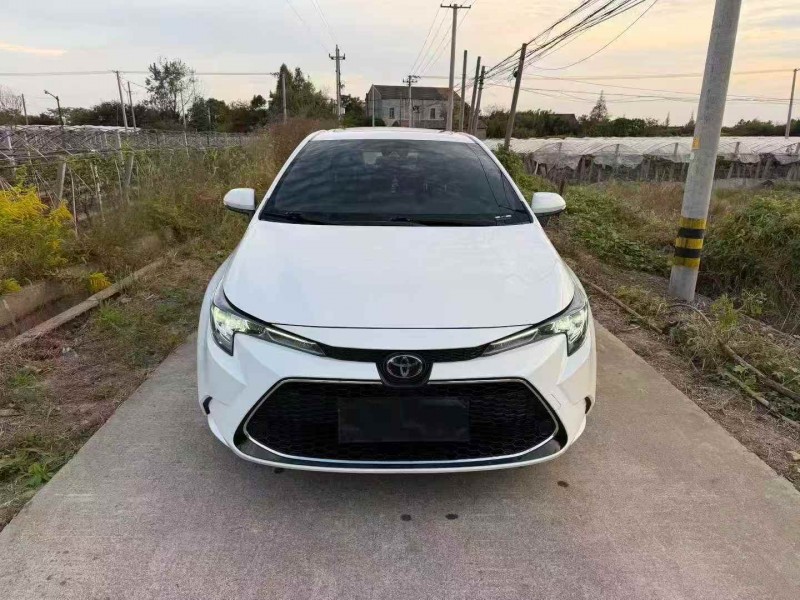 宁波23年丰田雷凌1