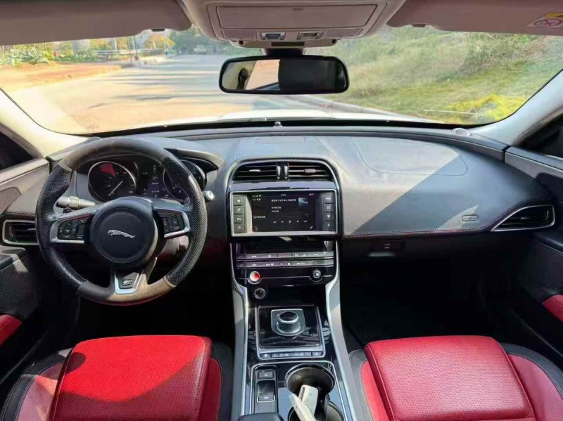 厦门16年捷豹XE5