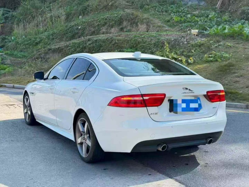 厦门16年捷豹XE8