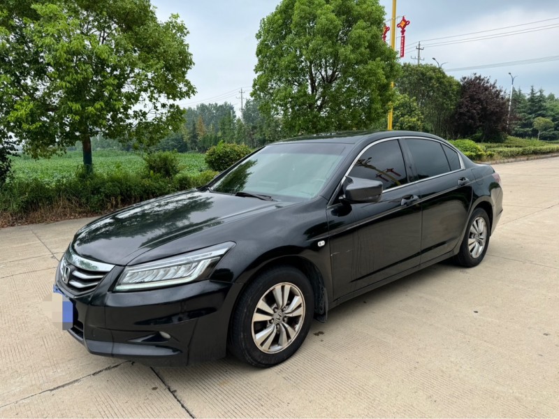 盐城11年本田雅阁2