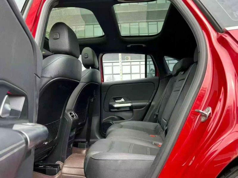 东莞22年奔驰GLA5