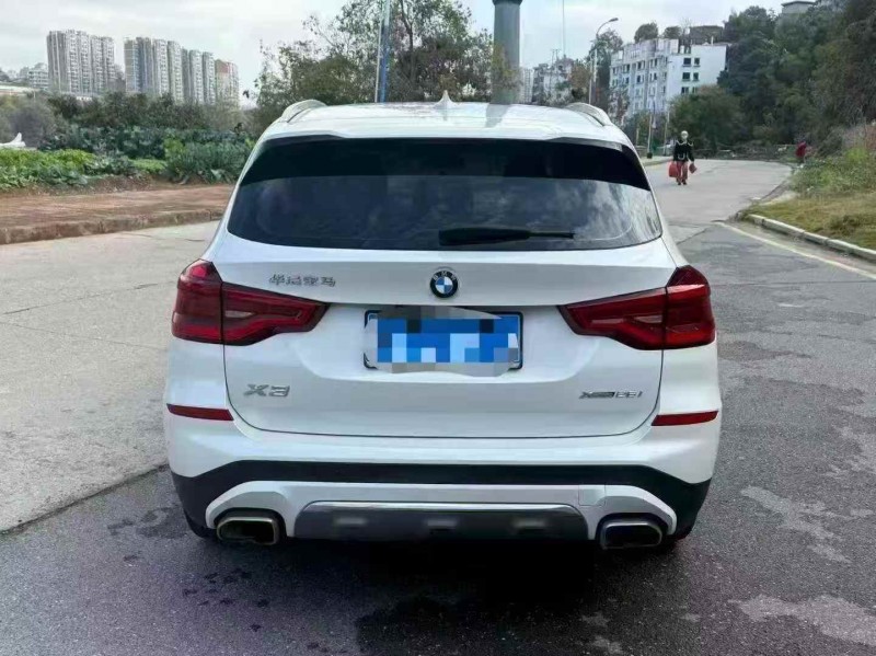 南平20年宝马X39