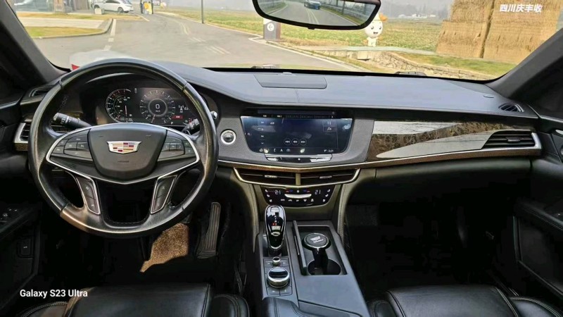 德阳20年凯迪拉克CT64