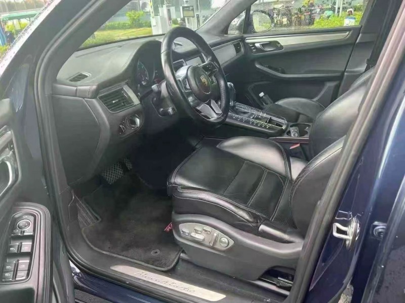 东莞16年保时捷Macan5