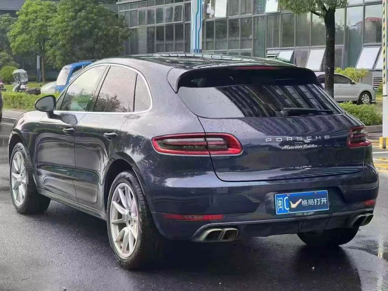 东莞16年保时捷Macan8