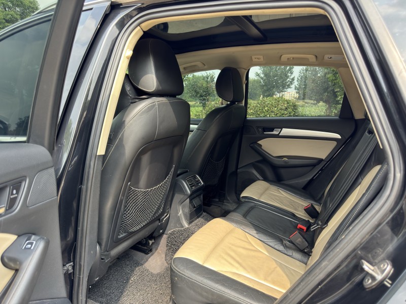 盐城15年奥迪Q57