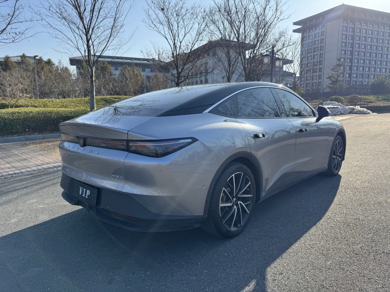 盐城24年极狐汽车阿尔法5