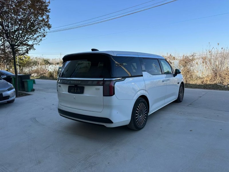 徐州23年极氪汽车0094