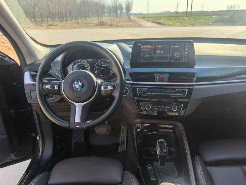 保定21年宝马X16