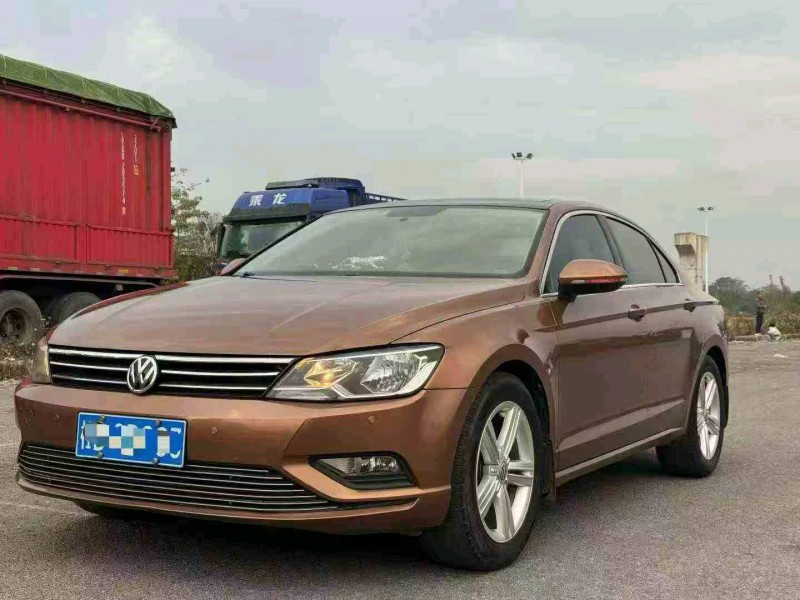 北海17年大众凌渡2