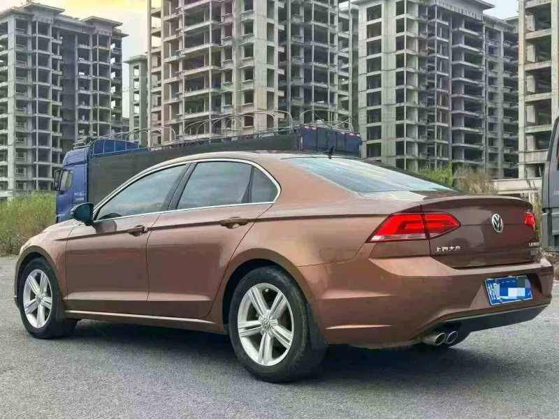 北海17年大众凌渡7