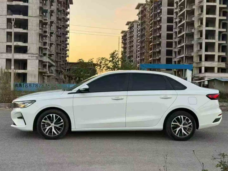 贵港22年吉利帝豪4