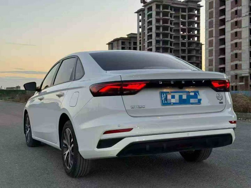 贵港22年吉利帝豪8