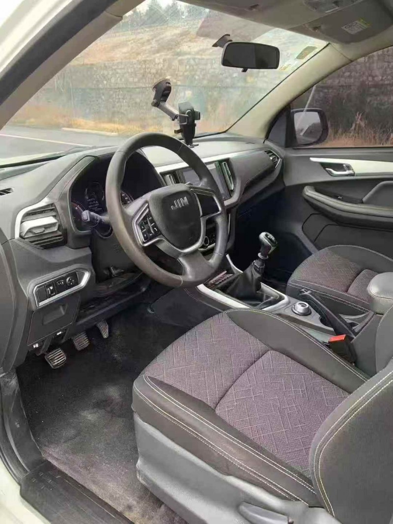 贵港21年五十铃瑞迈4