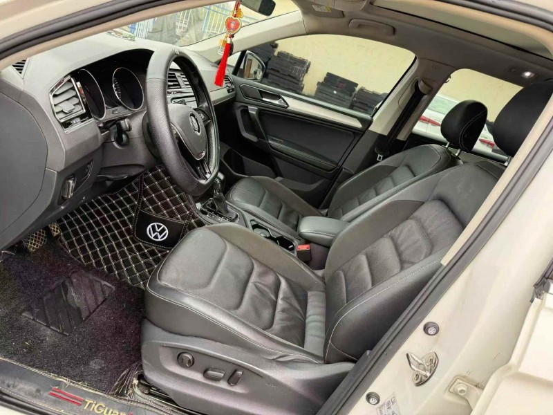 湘潭19年大众途观4