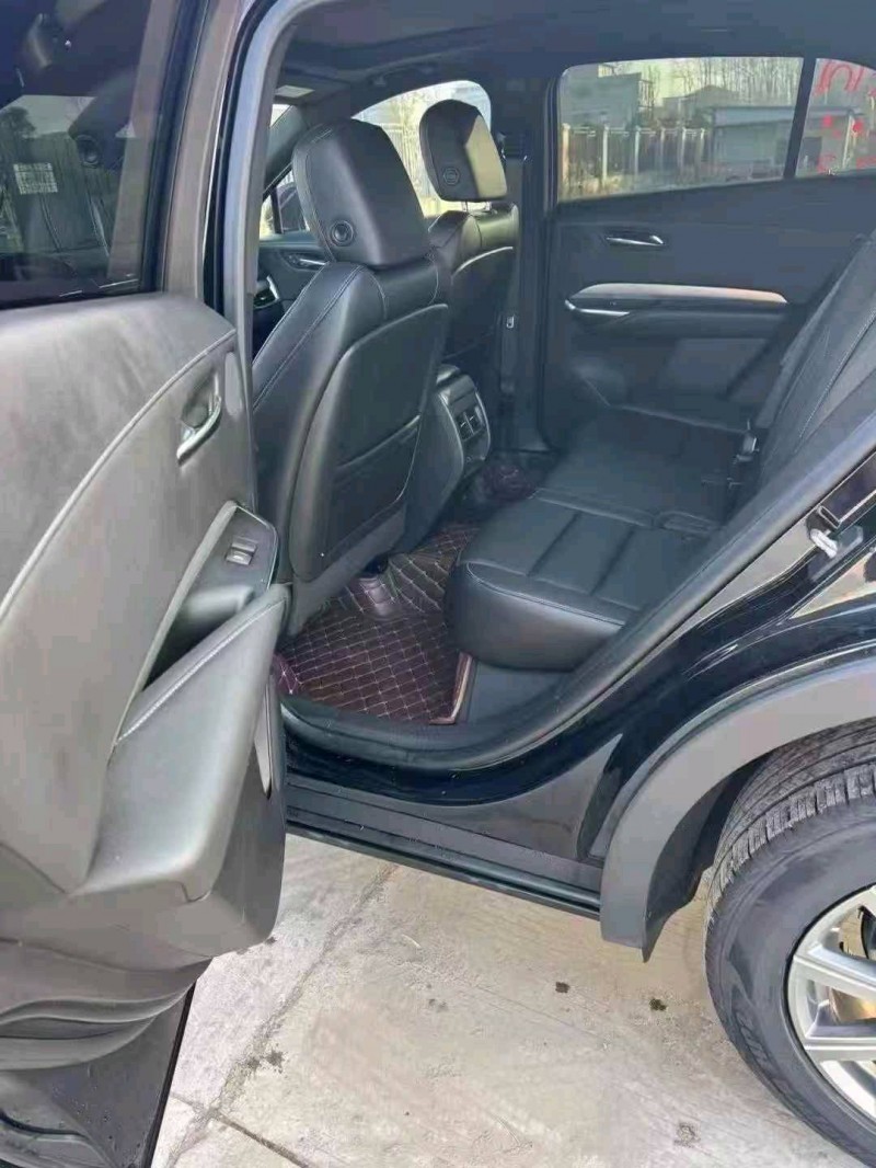 宿州20年凯迪拉克XT48