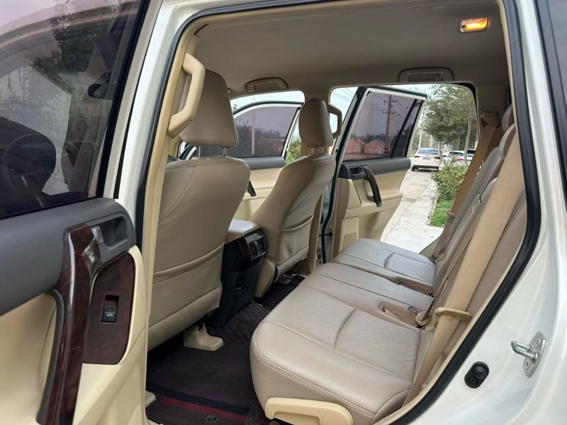 徐州17年丰田普拉多6