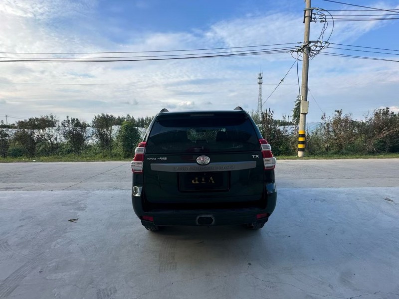 徐州17年丰田普拉多9