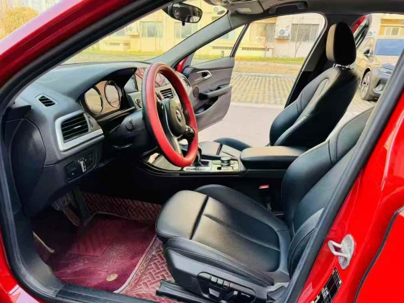 济宁20年宝马1系5