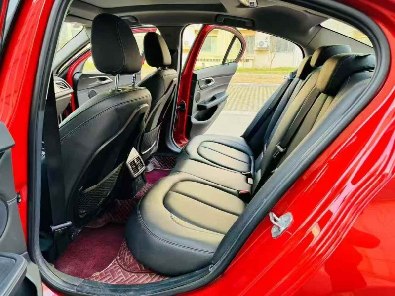 济宁20年宝马1系6