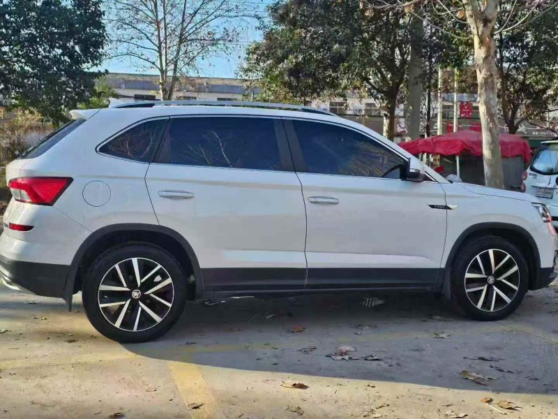 青岛20年斯柯达柯米克2