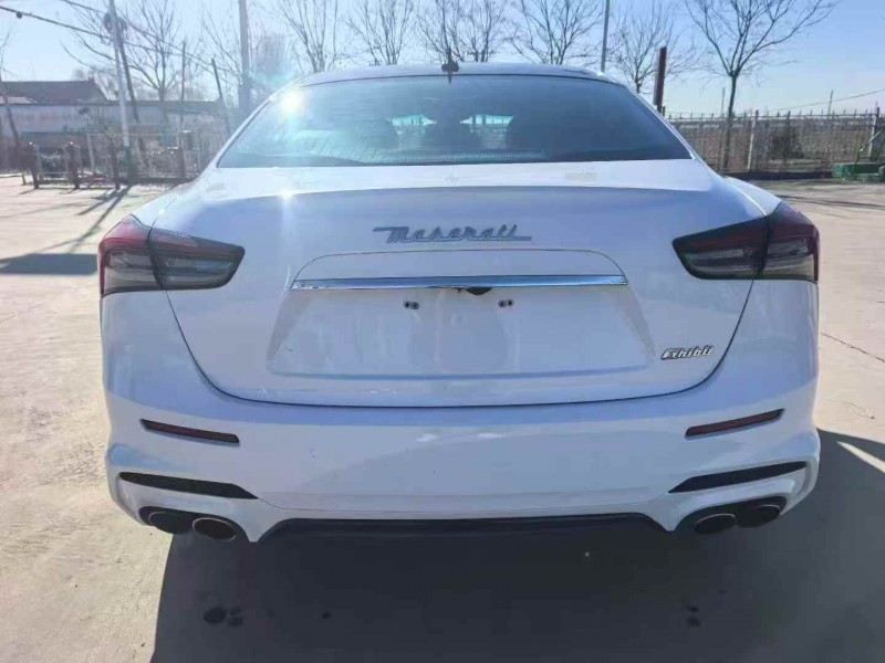 邯郸15年玛莎拉蒂Ghibli9