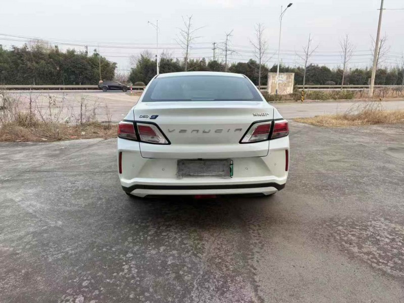 徐州22年启辰D609