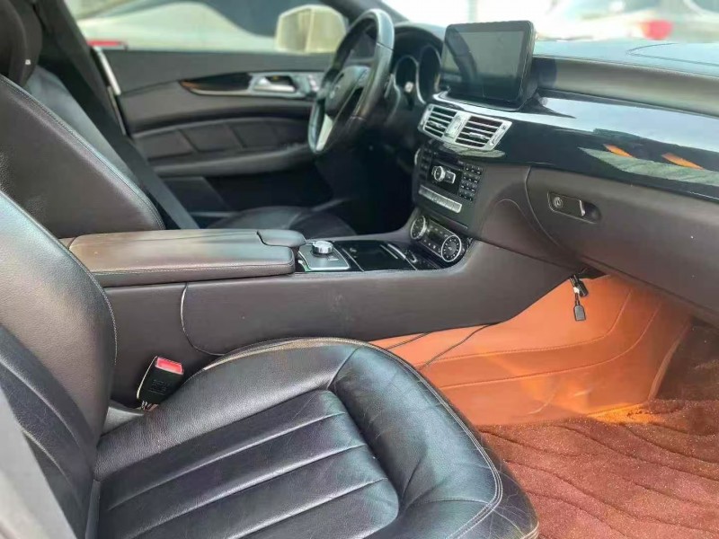 东营14年奔驰CLS6