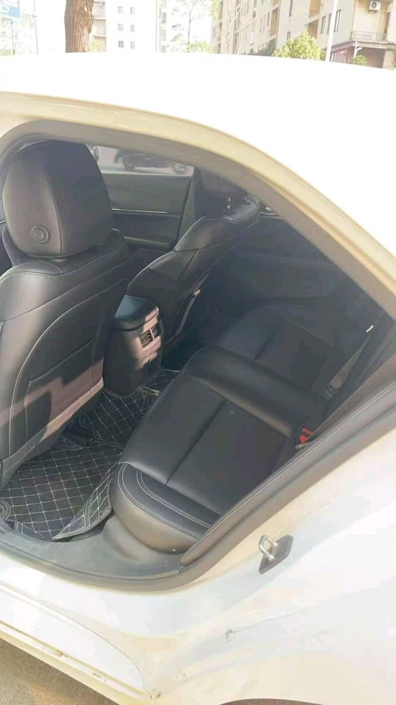 九江22年凯迪拉克CT44